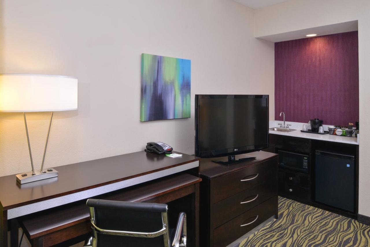 Holiday Inn Little Rock West - Chenal Pkwy, An Ihg Hotel Dış mekan fotoğraf