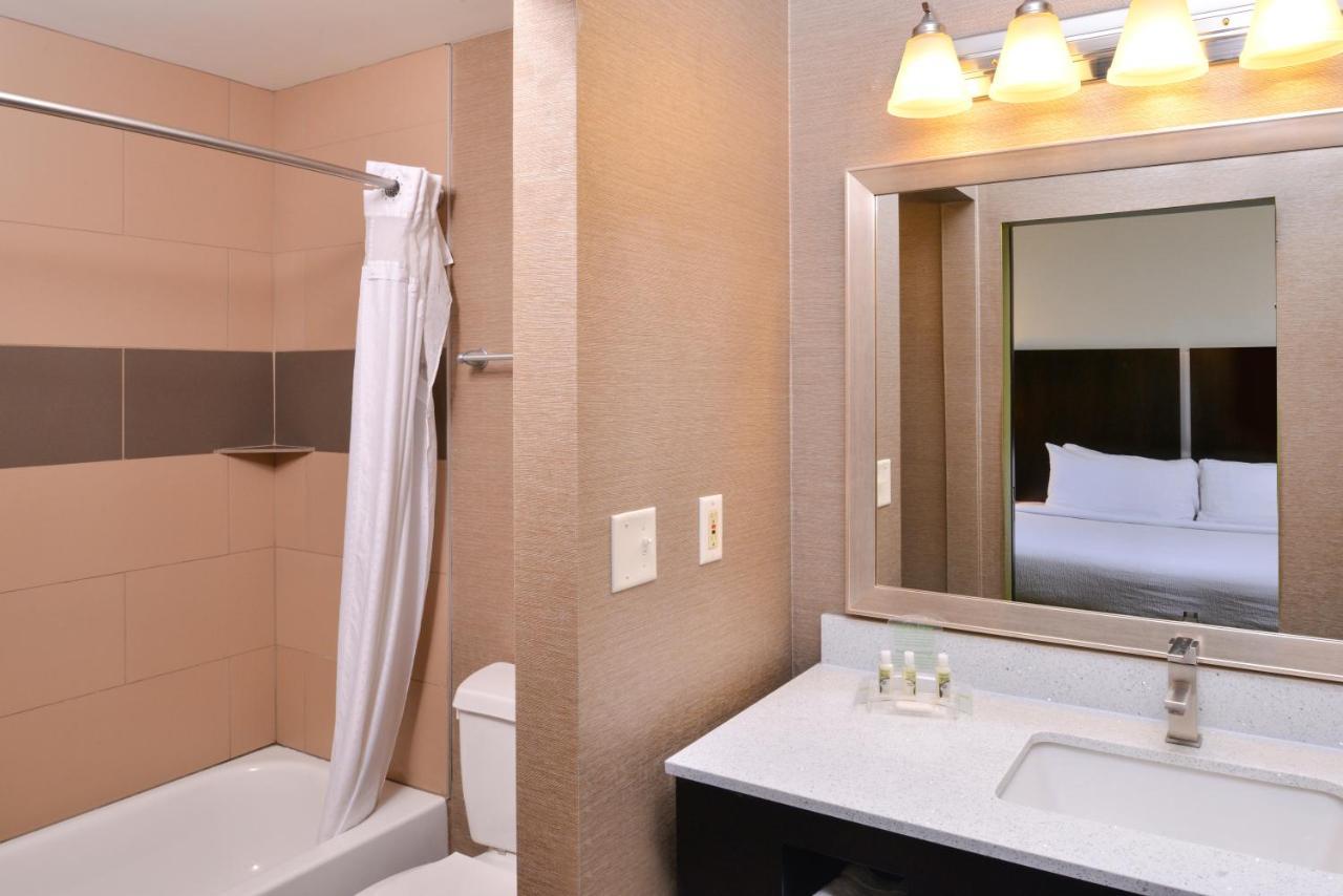 Holiday Inn Little Rock West - Chenal Pkwy, An Ihg Hotel Dış mekan fotoğraf